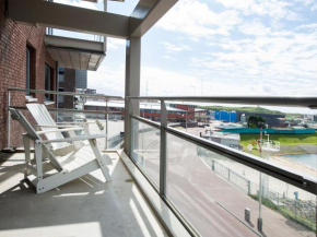 Luxury apartment in the harbor of Scheveningen